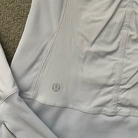 Lululemon zip up - Picture 4 of 4